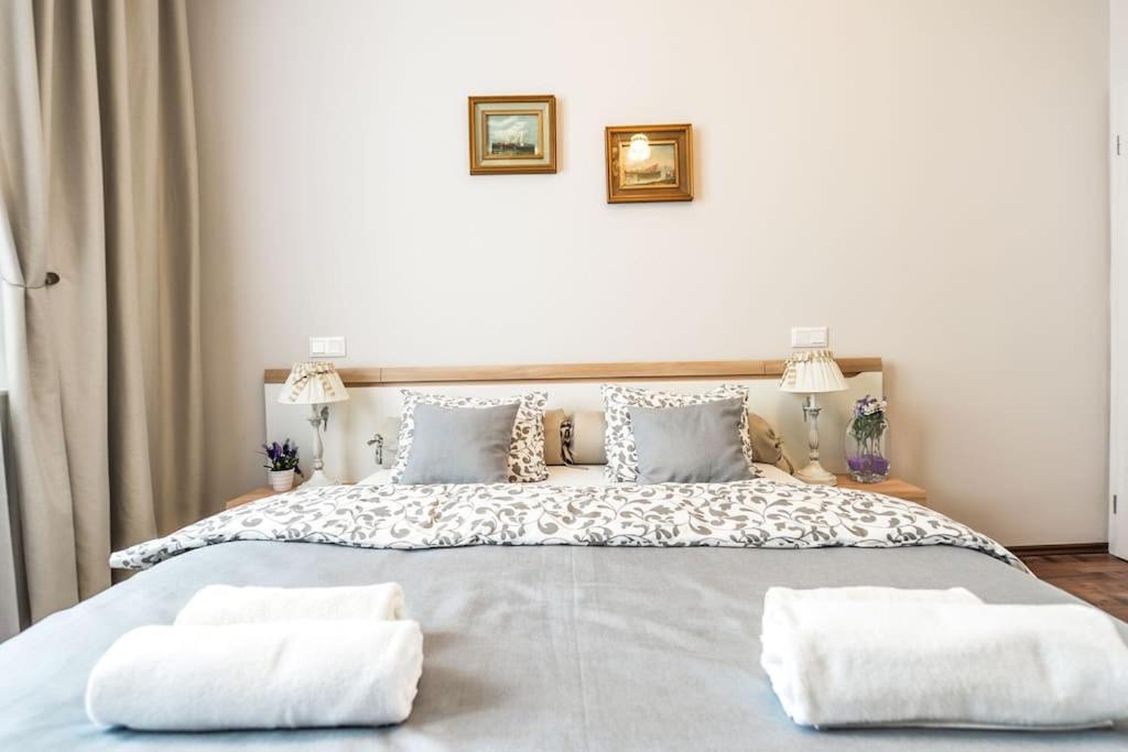 Oli Apartment ปราก ภายนอก รูปภาพ